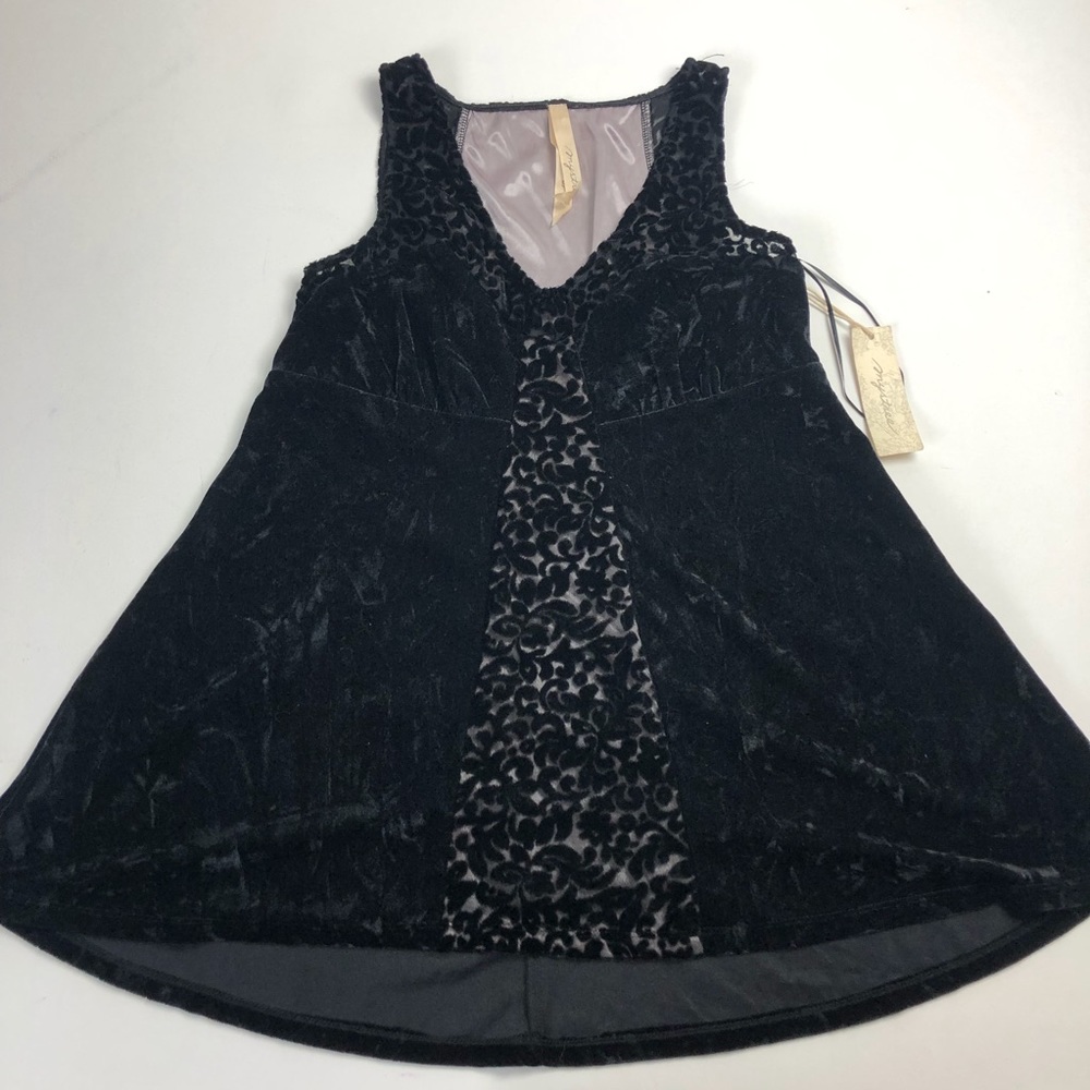 Mystree Black Velvet Devore Burnout Floral Sleeveless Tunic Top